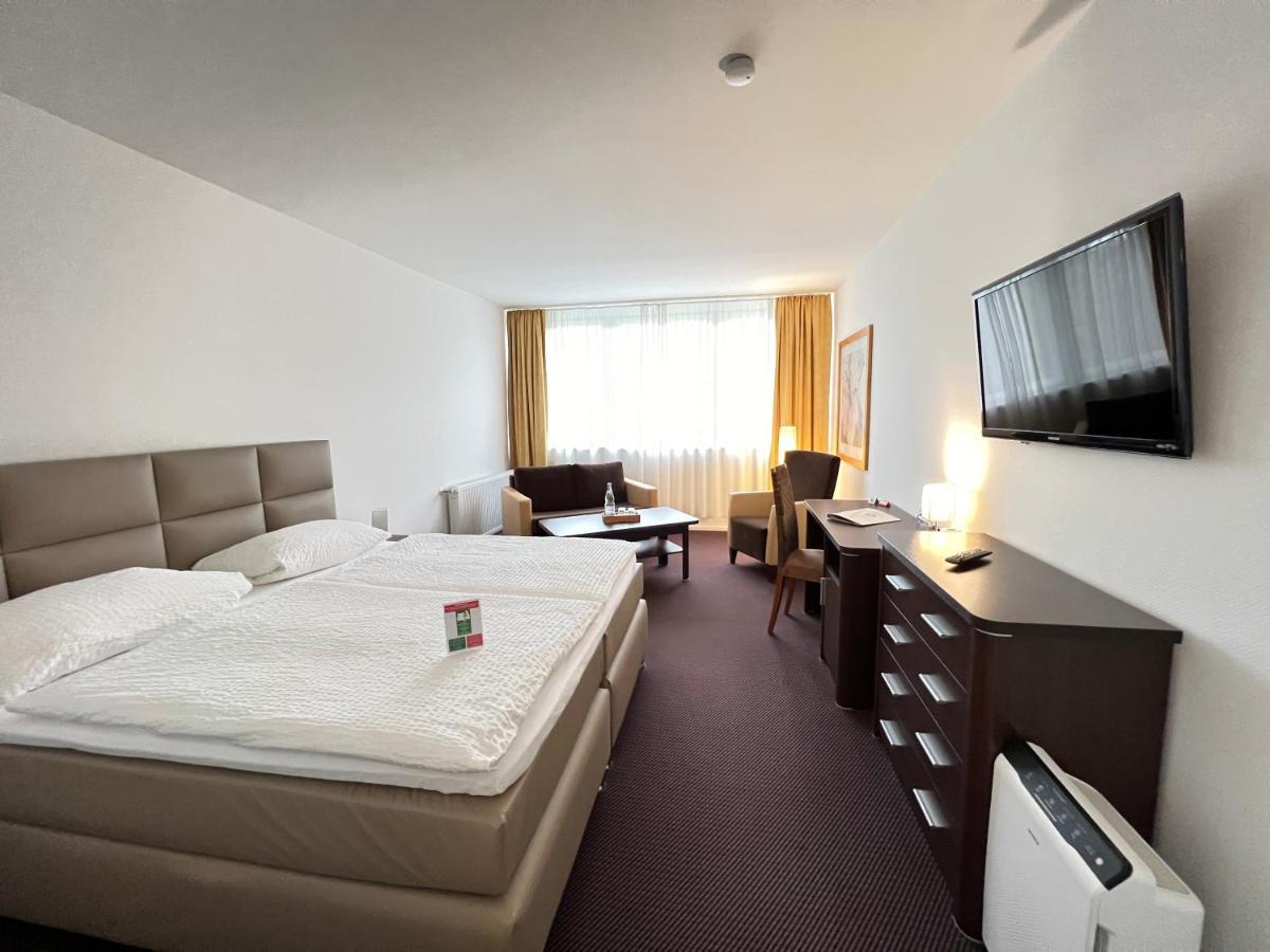 Landhotel Weisses Ross Garni Bad Bruckenau Bagian luar foto
